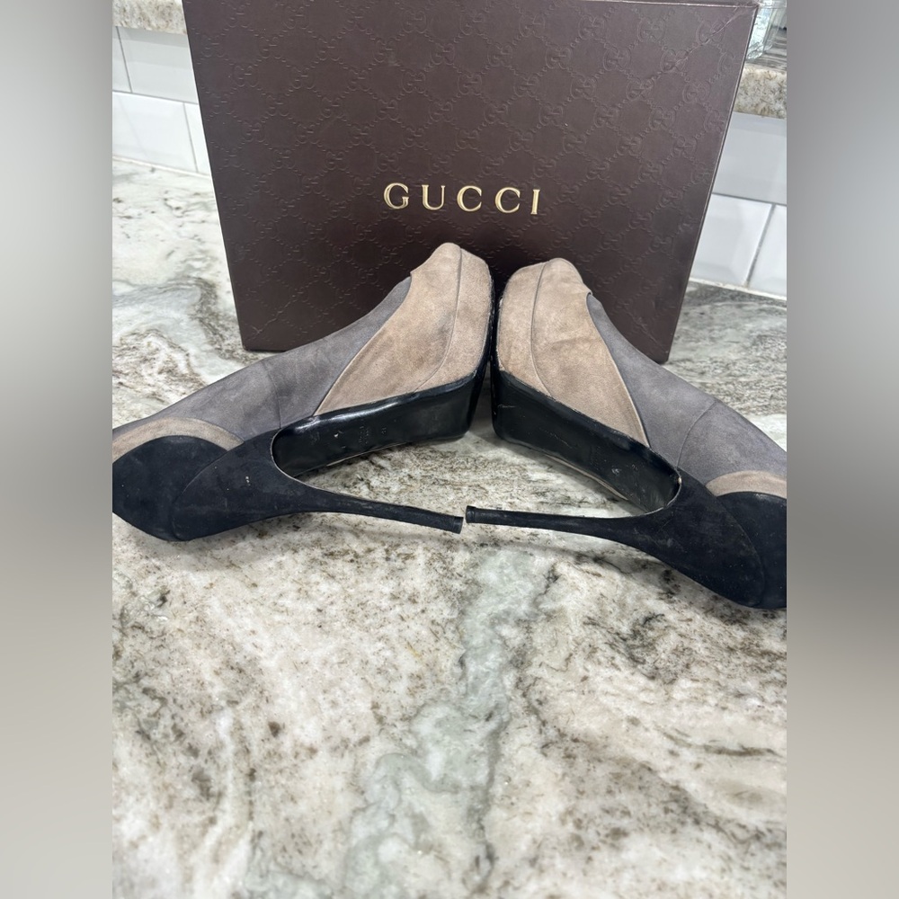 Gucci Women's Taupe Peep-Toe Heels Size:41 - Picture 8 of 10